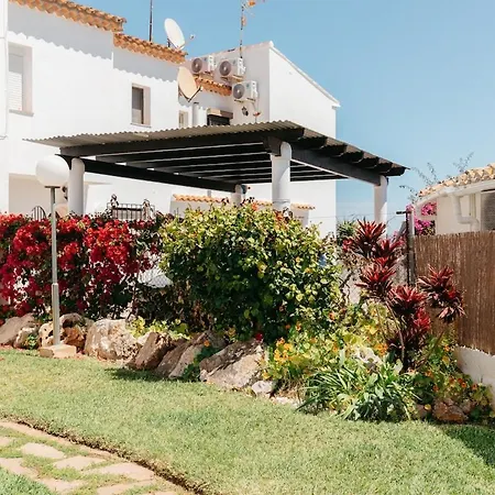 First Line With Pool, Ideal For Families Appartement