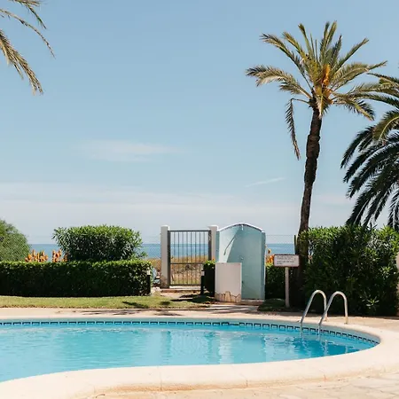 Appartement First Line With Pool, Ideal For Families