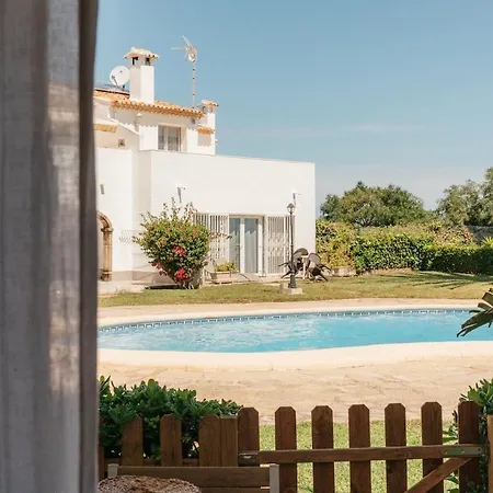 First Line With Pool, Ideal For Families Appartement