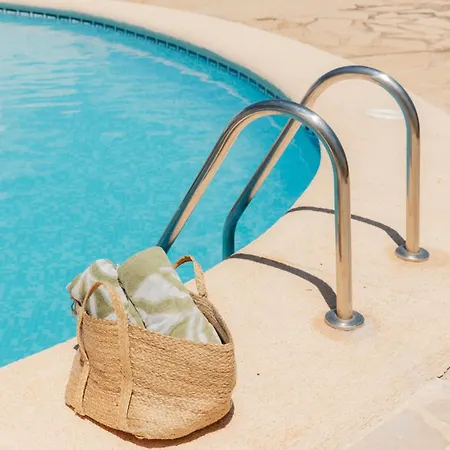 First Line With Pool, Ideal For Families