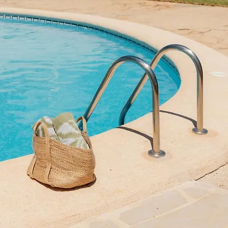 Appartement First Line With Pool, Ideal For Families Dénia