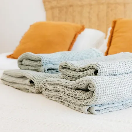 First Line With Pool, Ideal For Families Apartament